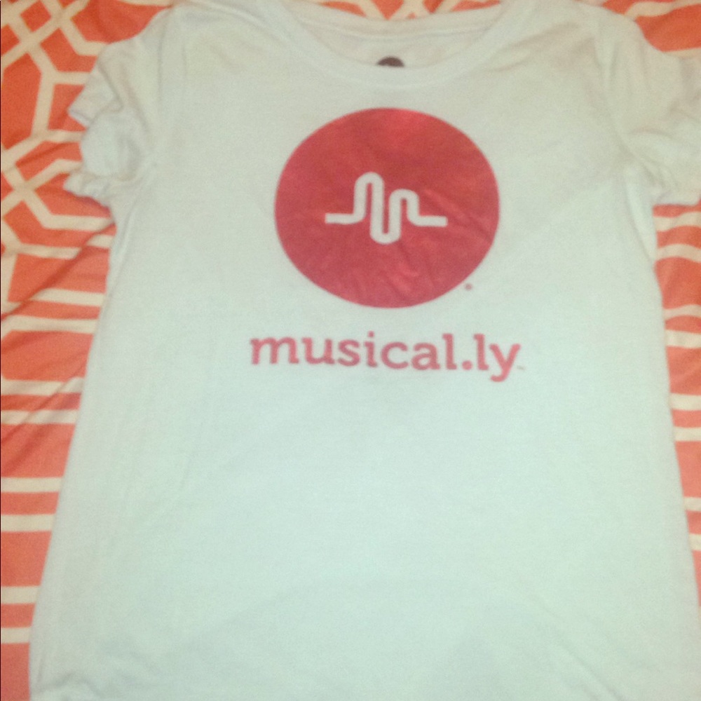 Musical.ly T-shirt